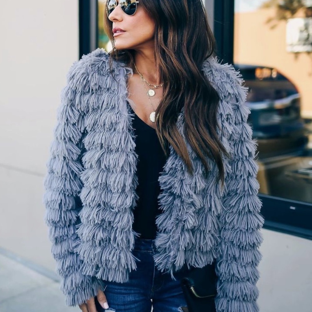 Vici Too Glam Shaggy Faux Fur Jacket. NWT. Pink - Picture 4 of 7
